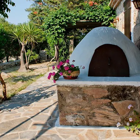 Myrties Stone - Ta Petrina Pensiune agroturistice